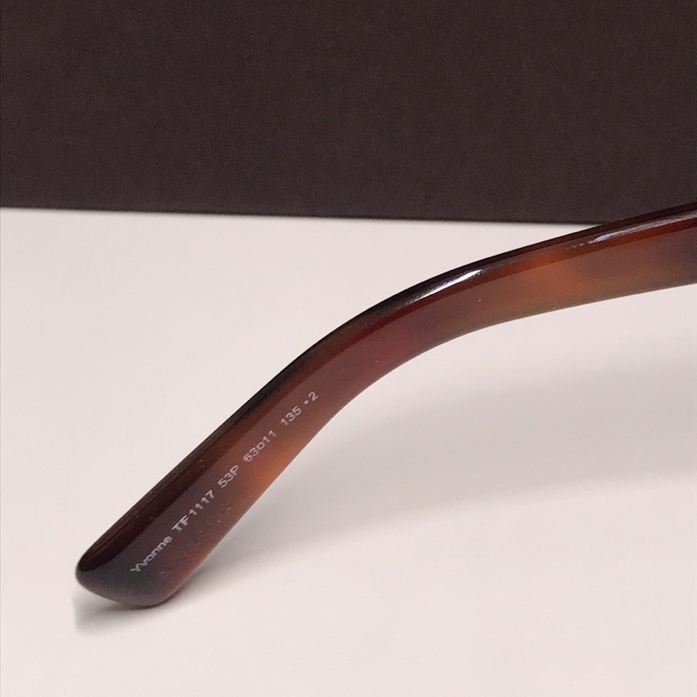 New Authentic Tom Ford Women's Gradient Brown Sunglasses TF1117 53p - Picture 14 of 14